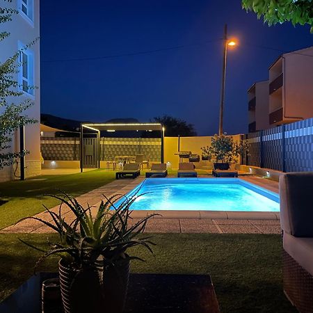 Villa Andrijana - Exclusively Yours - Family Getaway With Private Pool Kaštela Zewnętrze zdjęcie
