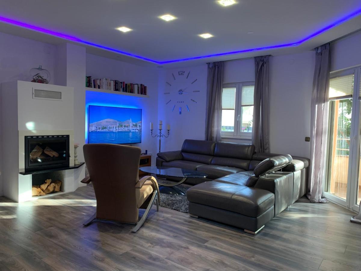 Villa Andrijana - Exclusively Yours - Family Getaway With Private Pool Kaštela Zewnętrze zdjęcie