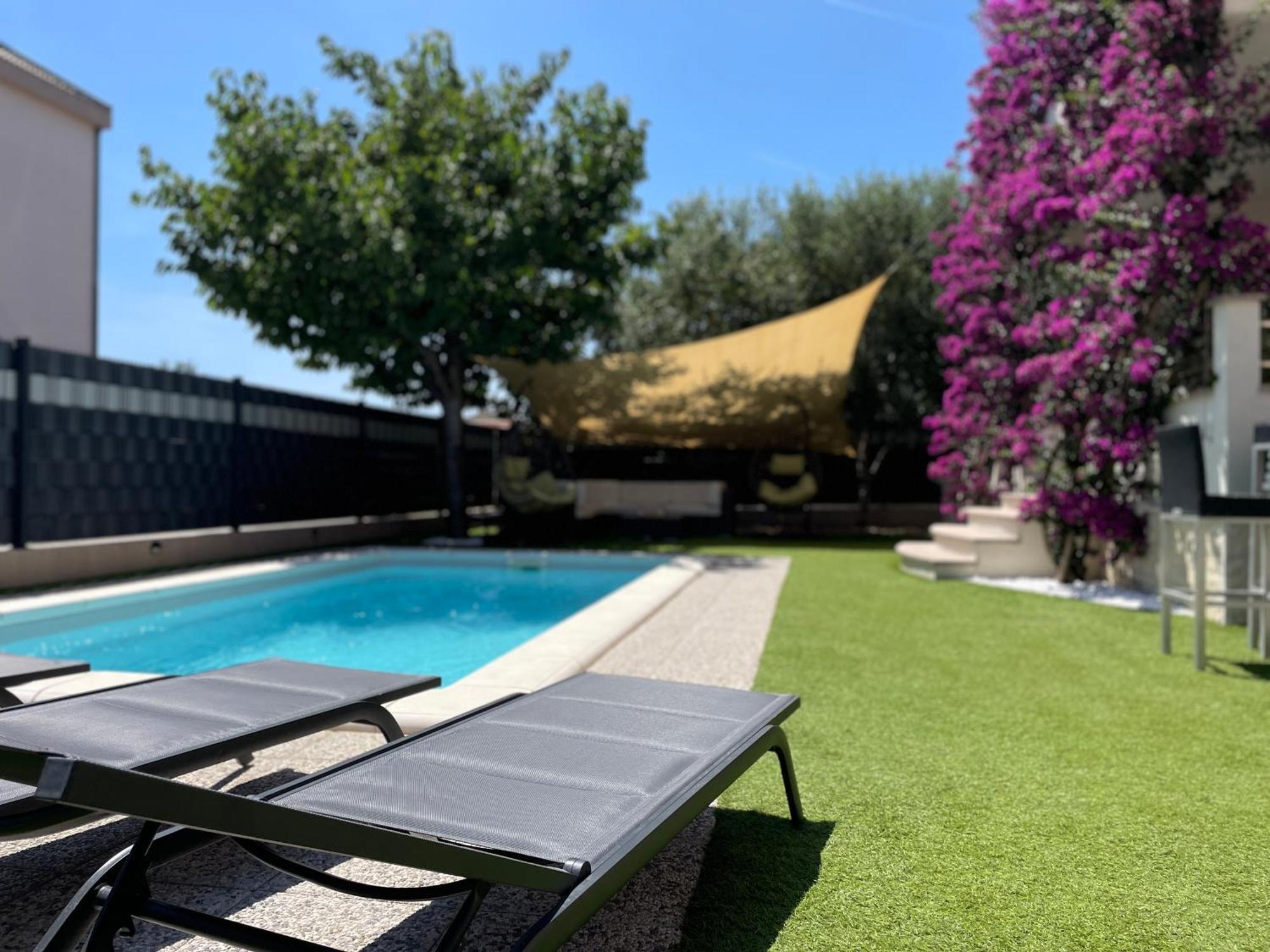 Villa Andrijana - Exclusively Yours - Family Getaway With Private Pool Kaštela Zewnętrze zdjęcie